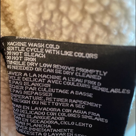 Pale blue sherpa topcoat; classic fit w hood; NWOT - Picture 5 of 6